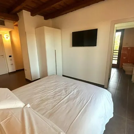 Bes Polaresco Lägenhetshotell Bergamo