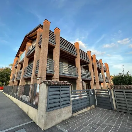 Lägenhetshotell Bes Polaresco Bergamo